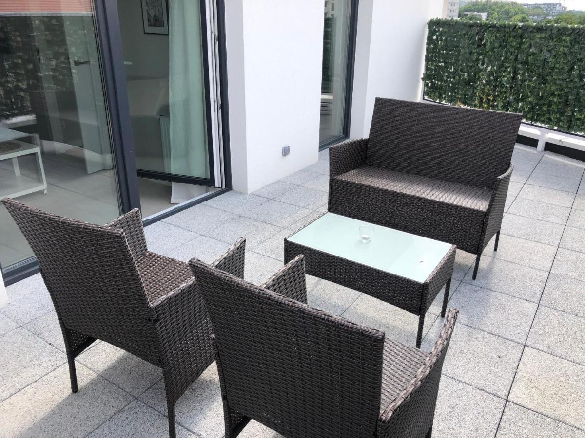Apartament De Lux Apart 45 Grabiszynska Vratislav Exteriér fotografie