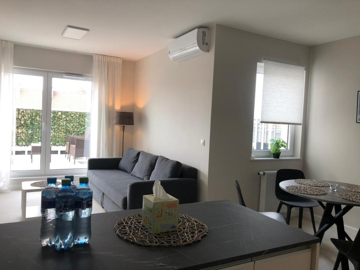 Apartament De Lux Apart 45 Grabiszynska Vratislav Exteriér fotografie