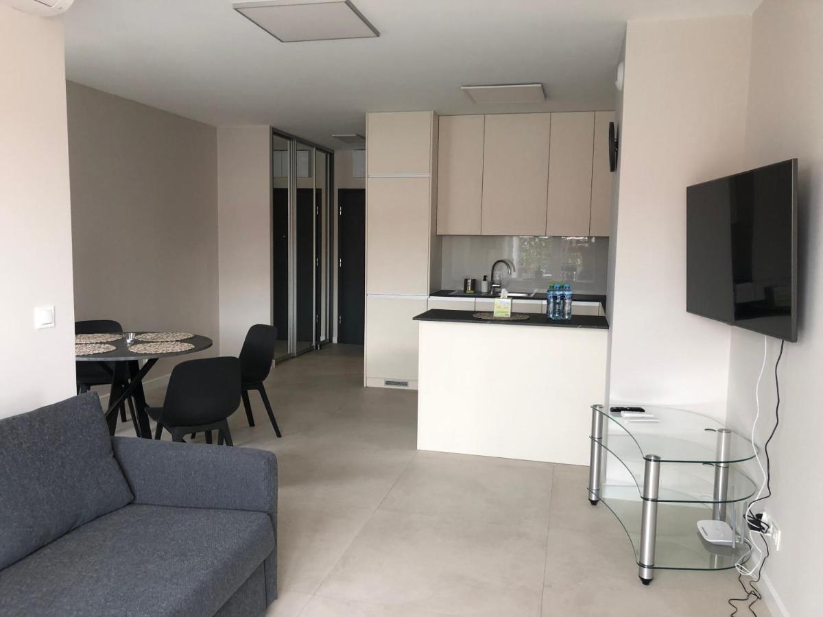 Apartament De Lux Apart 45 Grabiszynska Vratislav Exteriér fotografie